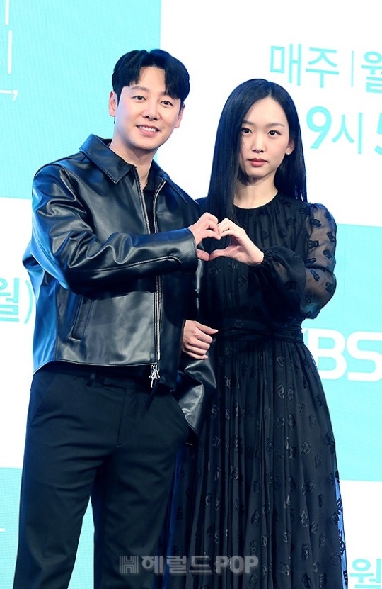 김동욱, 진기주/사진=민선유 기자