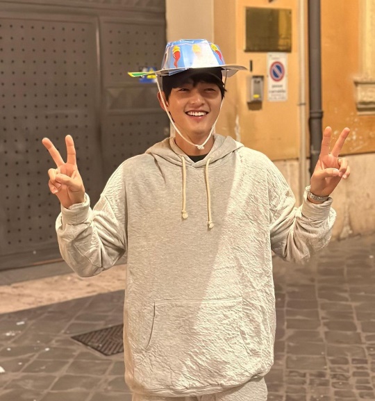 송중기 채널
