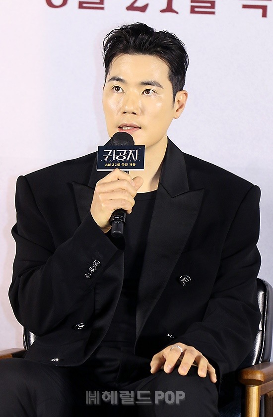 배우 김강우/사진=민선유 기자