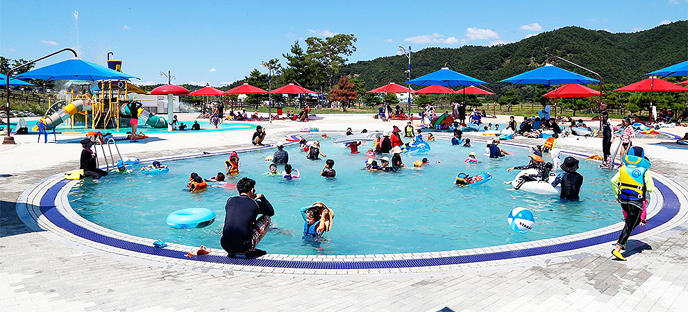 상주시 도남동에 위치한 ‘상주보 물놀이장 모습(상주시 제공)