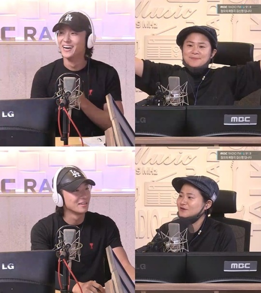MBC FM4U '정오의 희망곡 김신영입니다' 캡처