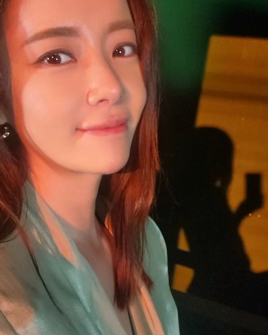 황정음 채널