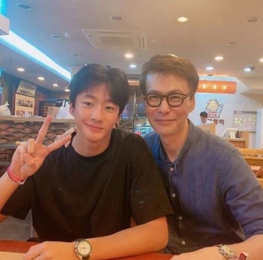 윤상 이찬영