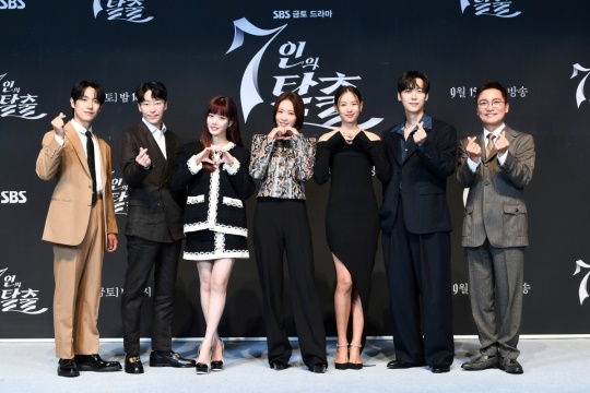 이준, 엄기준, 이유비, 황정음, 조윤희, 윤종훈, 조재윤/사진=SBS