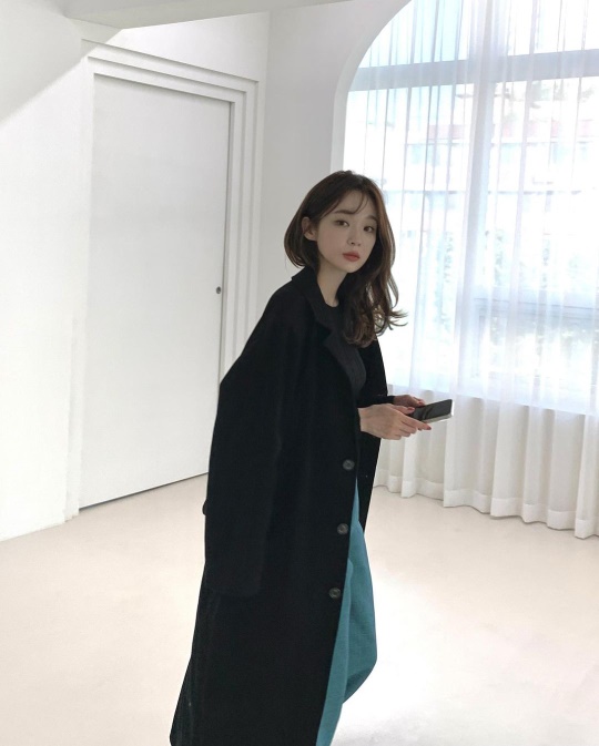 강민경 채널