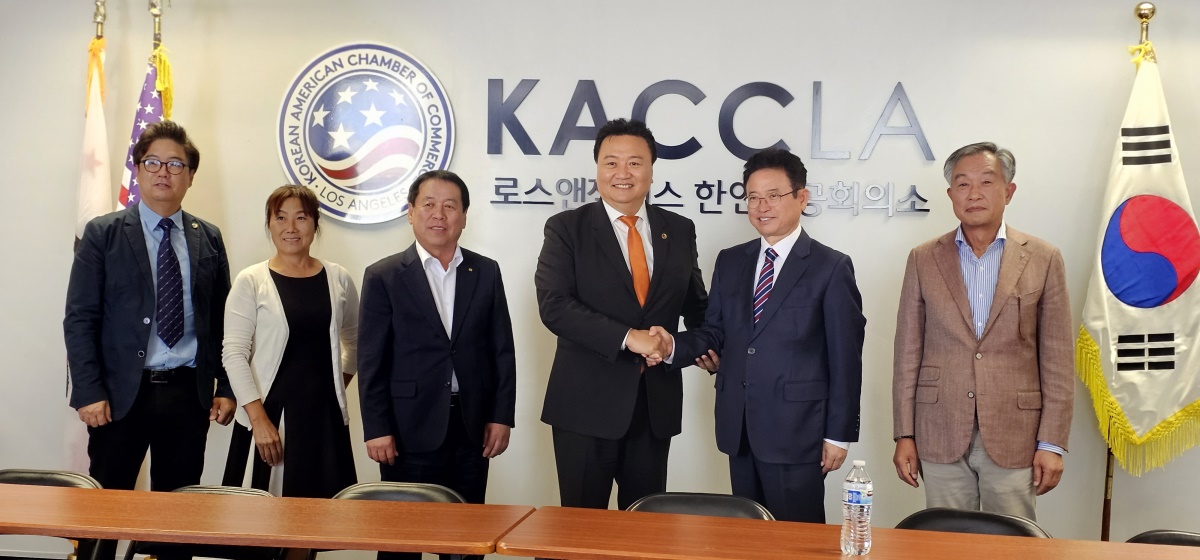 이철우 경북지사는 현지시간 10일 LA 한인상공회의소 방문했다.[경북도 제공]