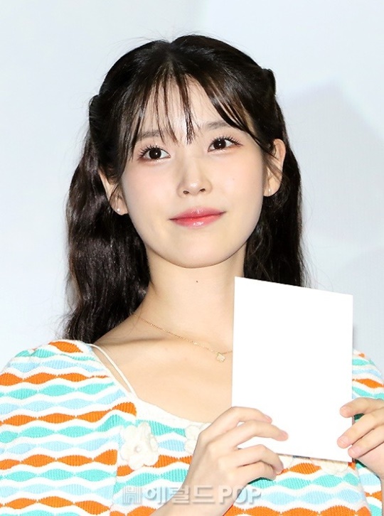 아이유/사진=민선유 기자