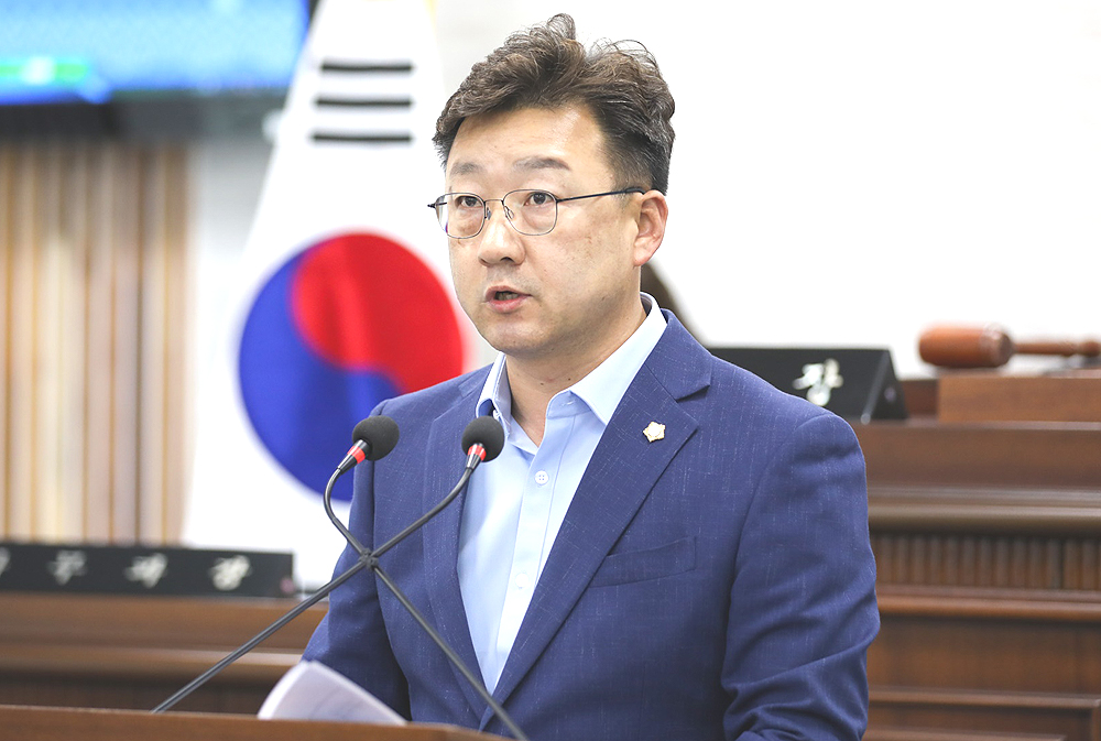 최경환 의원이 5분 자유발언을 하고 있다(울릉군 의회 제공)