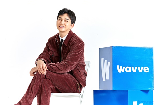 배우 유승호/사진=웨이브 제공