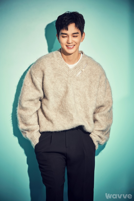 배우 유승호/사진=웨이브 제공