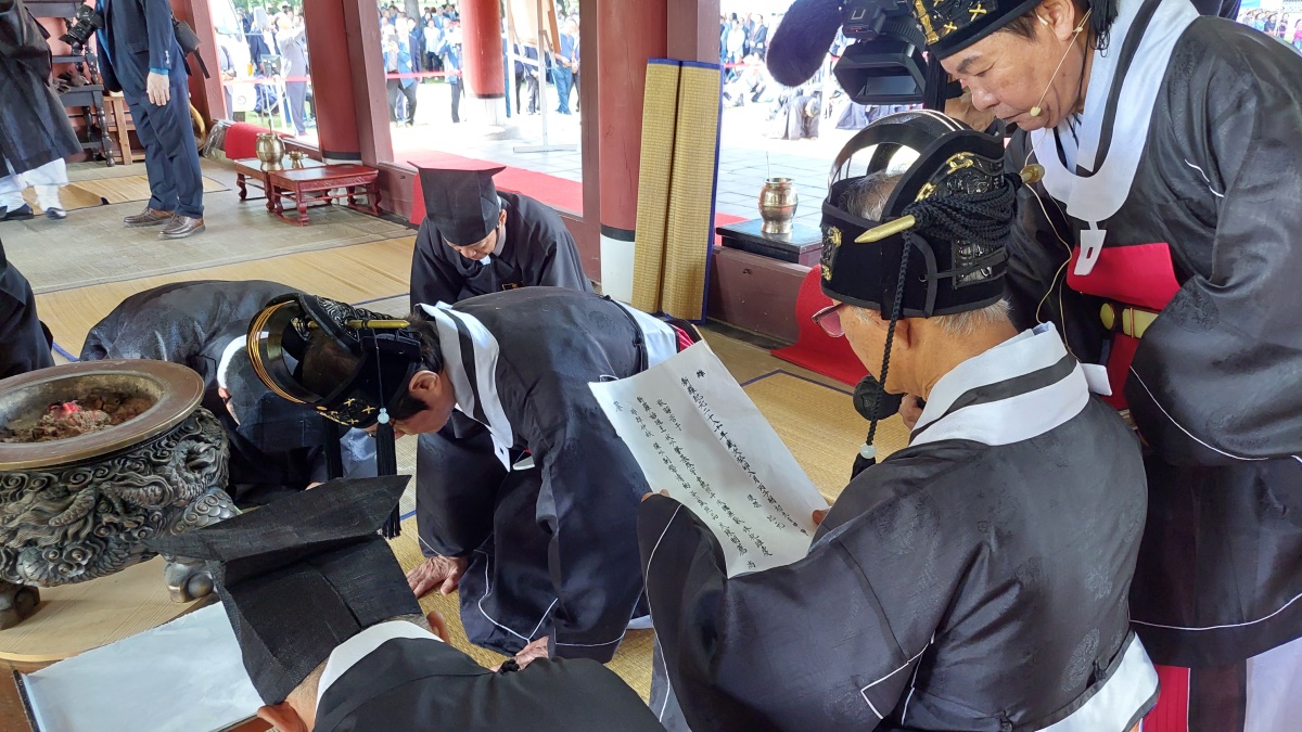 경주 숭덕전 제례 모습 .[경북도 제공]