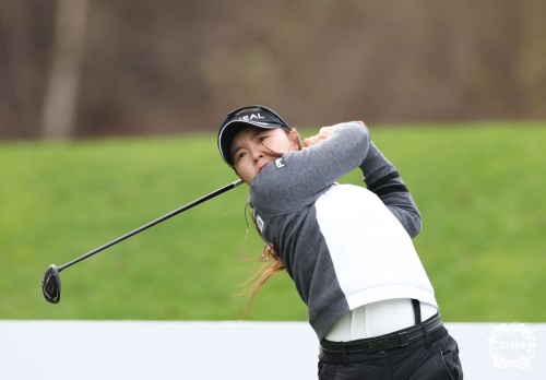선두 임진희를 2타 차로 추격하며 최종라운드를 맞게 된 이다연. [사진=KLPGA]