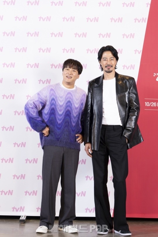 차태현, 조인성/사진제공=tvN
