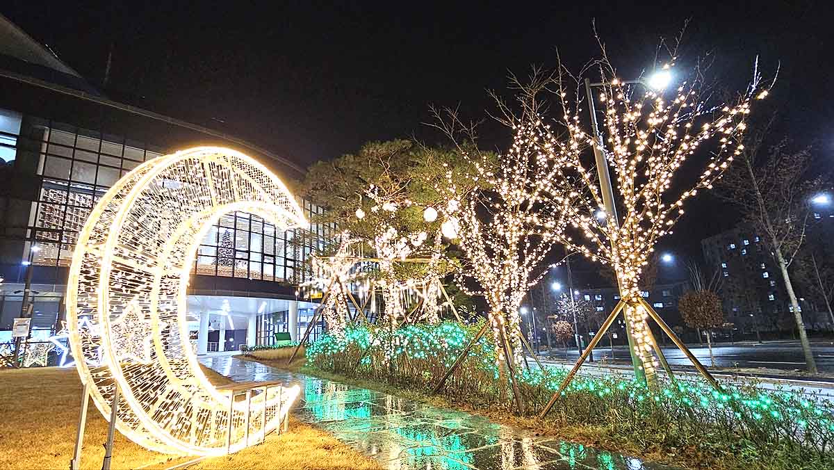 예천군 복합커뮤니티센터에 설치된 특별한 크리스마스 공간 모습(예천군 제공)