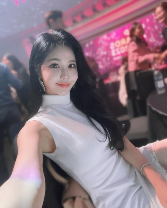 강예빈 채널