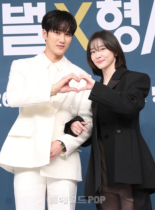 안보현, 박지현/사진=민선유 기자