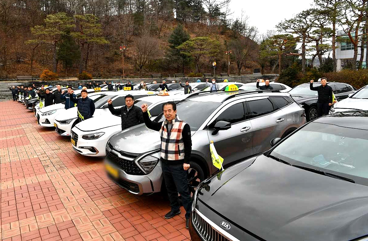 관광객 택시비 50% 지원해주는 ‘영주 반띵 관광택시’ (영주시 제공)