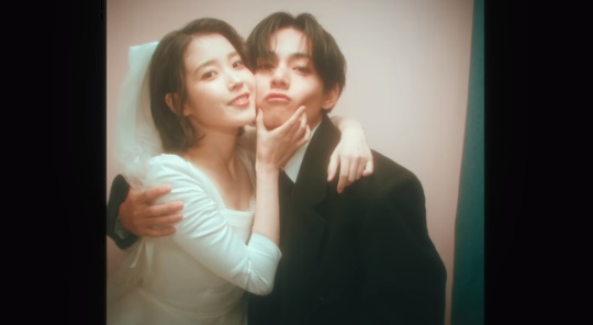 'Love wins all' MV 캡처