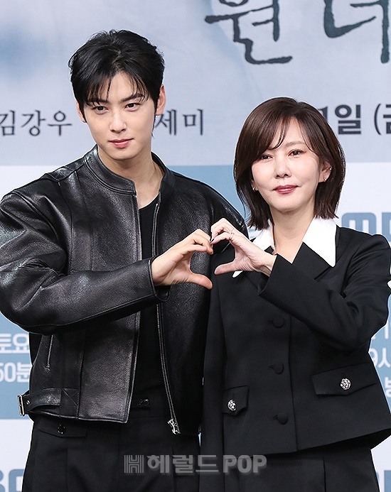 차은우 김남주/사진=민선유 기자
