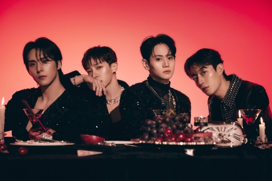하이라이트/사진제공=어라운드어스