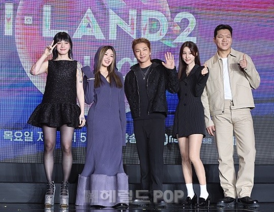 '아이랜드2' 프로듀서들/사진=민선유 기자