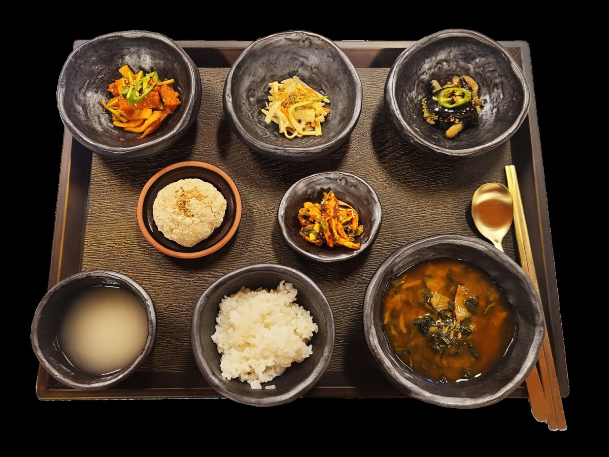 화랑밥상 모습.[청도군 제공]