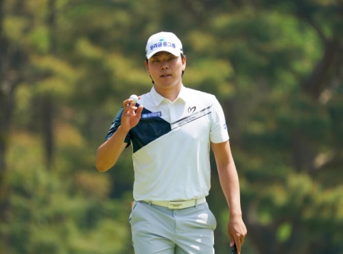 1타 차 선두로 최종라운드에 나서는 이정환. [사진=대회 조직위]