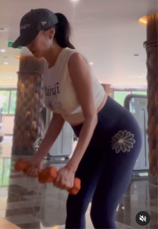 김윤지 채널