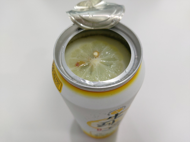 자꾸 따라 만들래? ‘제2의 곰표밀맥주? 생레몬하이볼’ 나오는 이유