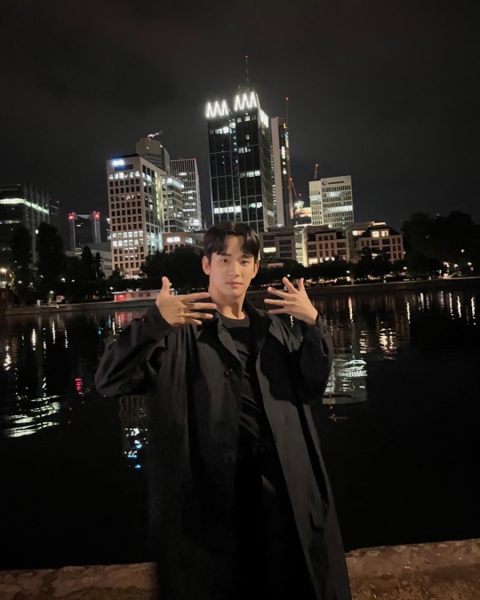 사진=김수현 채널