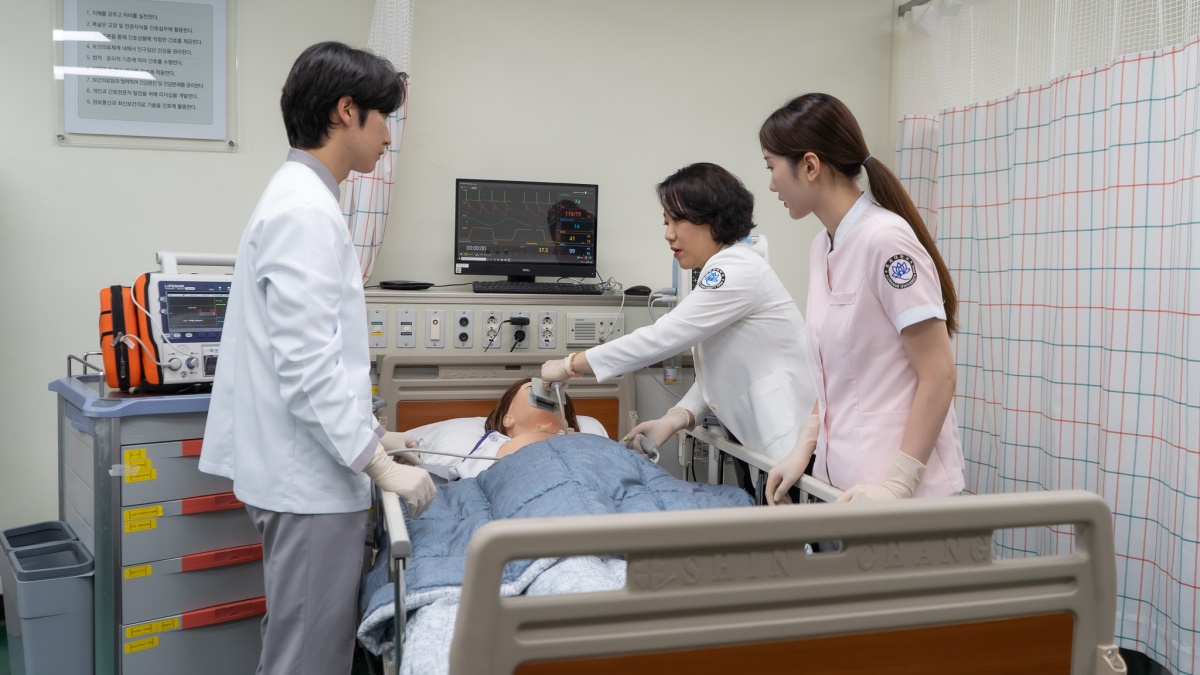 동국대 WISE캠퍼스 간호학과 실습 모습.[동국대 WISE캠퍼스 제공]