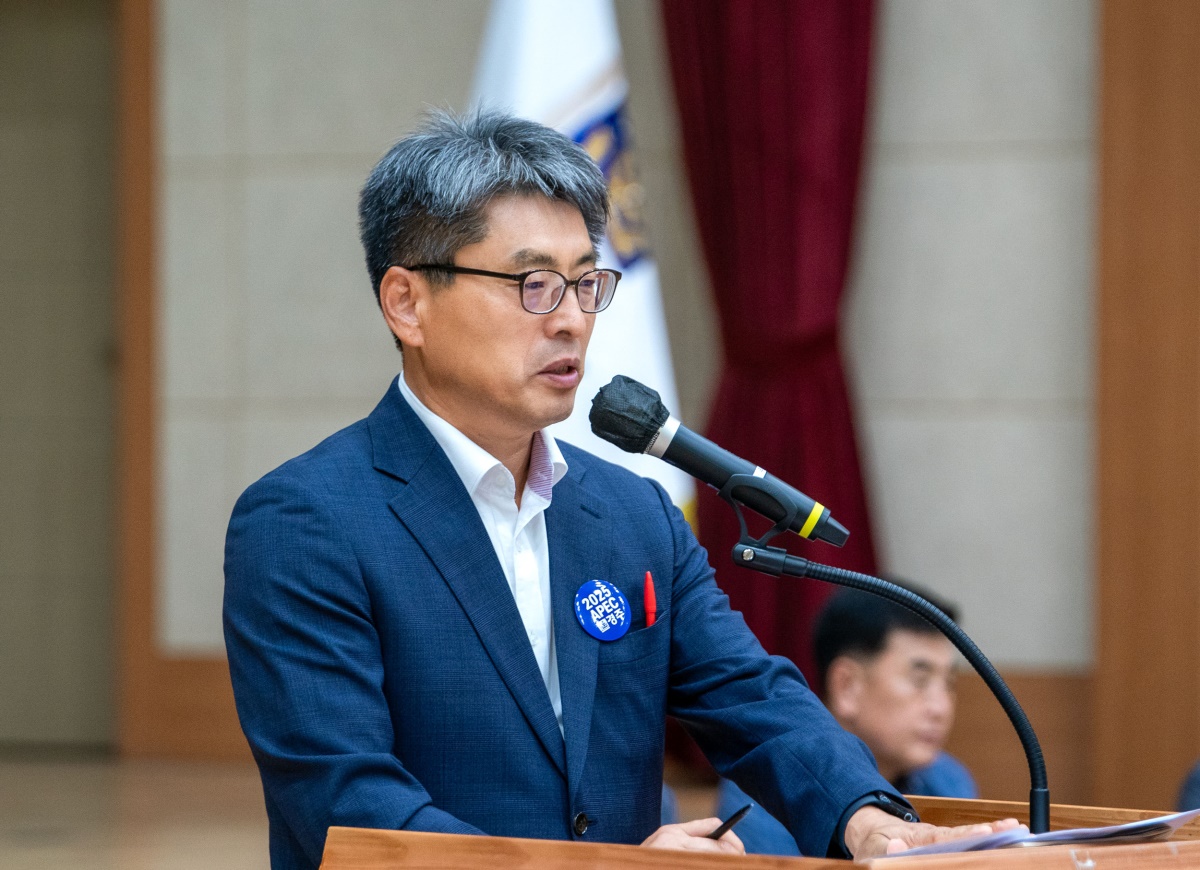 이규익 경주시 시민행정국장이 18일 언론브리핑을 통해 "경주를 보다 살맛나는 곳으로 만들어 시민들이 행복하고 더 나은 삶을 살아갈 수 있도록 최선을 다 하겠다"고 말했다.[경주시 제공]