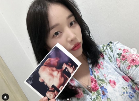 백아연 채널