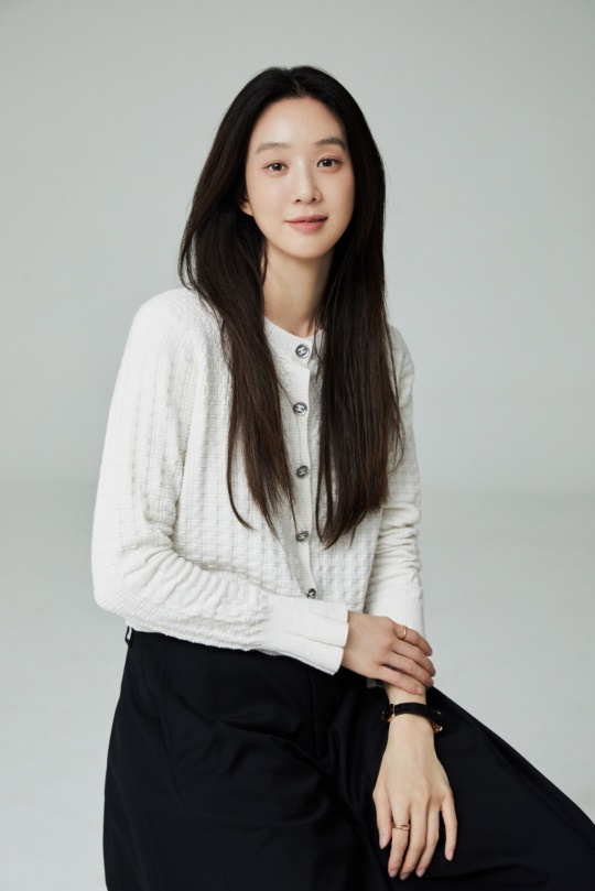 정려원/사진제공=블리츠웨이스튜디오