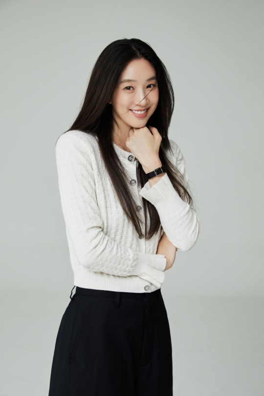 정려원/사진제공=블리츠웨이스튜디오