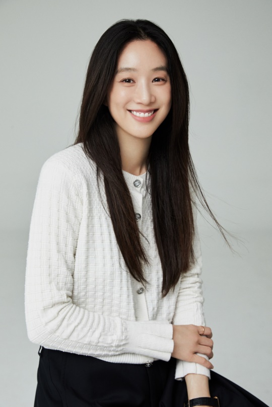 정려원/사진제공=블리츠웨이스튜디오