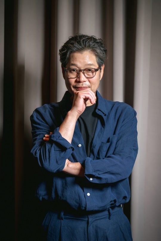 유재명/사진=STUDIO X+U