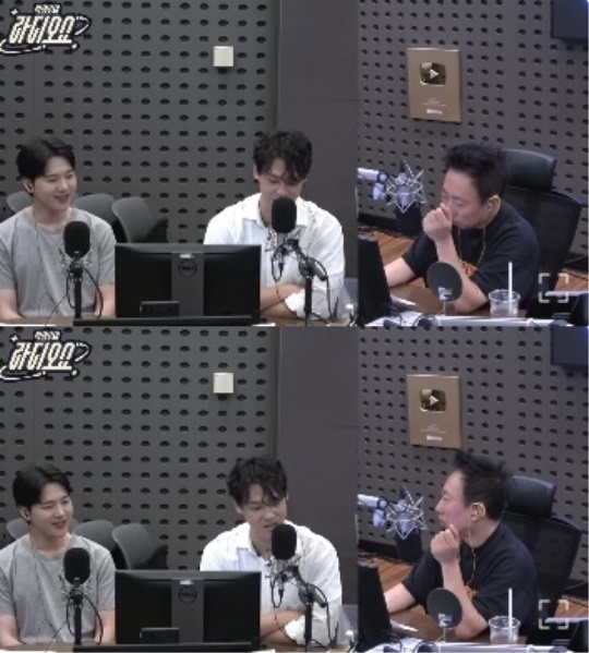 '라디오쇼' 보이는 라디오 캡처