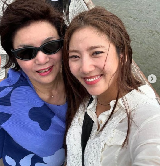 손담비 채널