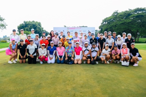 지난 해 인터내셔널 퀄리파잉 토너먼트에 참가했던 선수들. [사진=KLPGA]