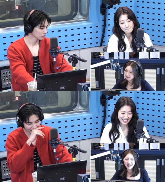 '12시엔 주현영' 보이는 라디오 캡처