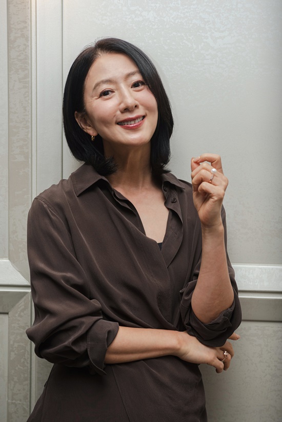 배우 김희애/사진=하이브미디어코프, 마인드마크 제공