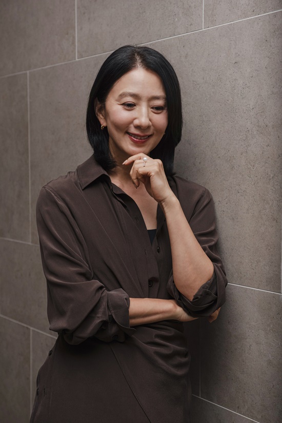 배우 김희애/사진=하이브미디어코프, 마인드마크 제공