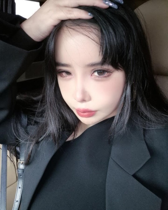 박봄 채널