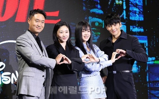 '강남 비-사이드' 주역들/사진=민선유 기자