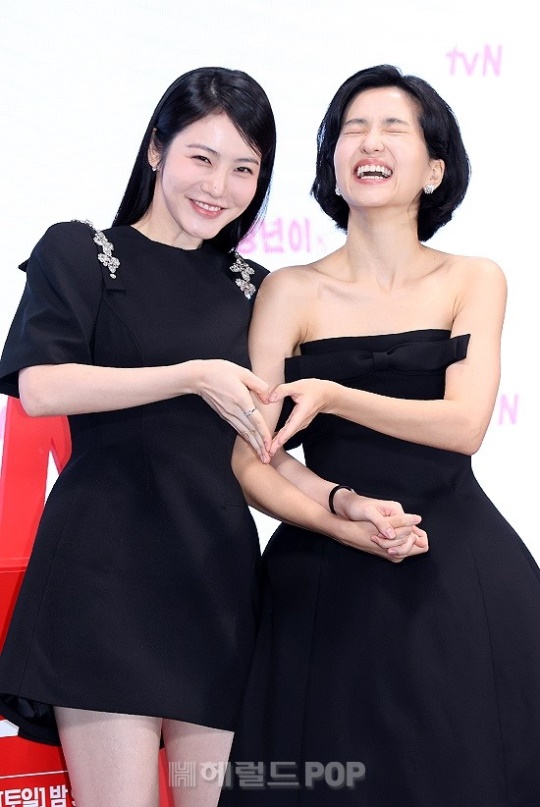 신예은, 김태리/사진=민선유 기자