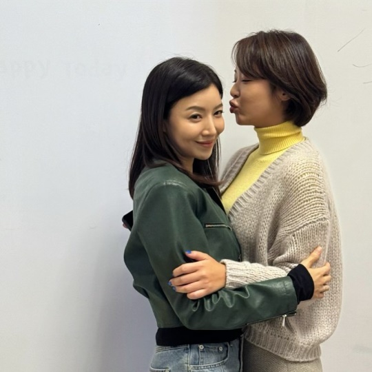 윤세아 채널