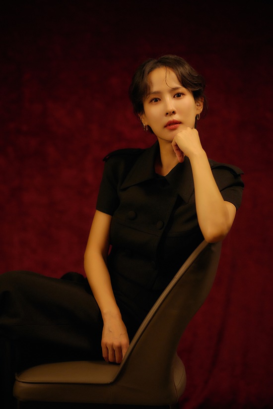 배우 조여정/사진=스튜디오앤뉴, 쏠레어파트너스(유), NEW 제공