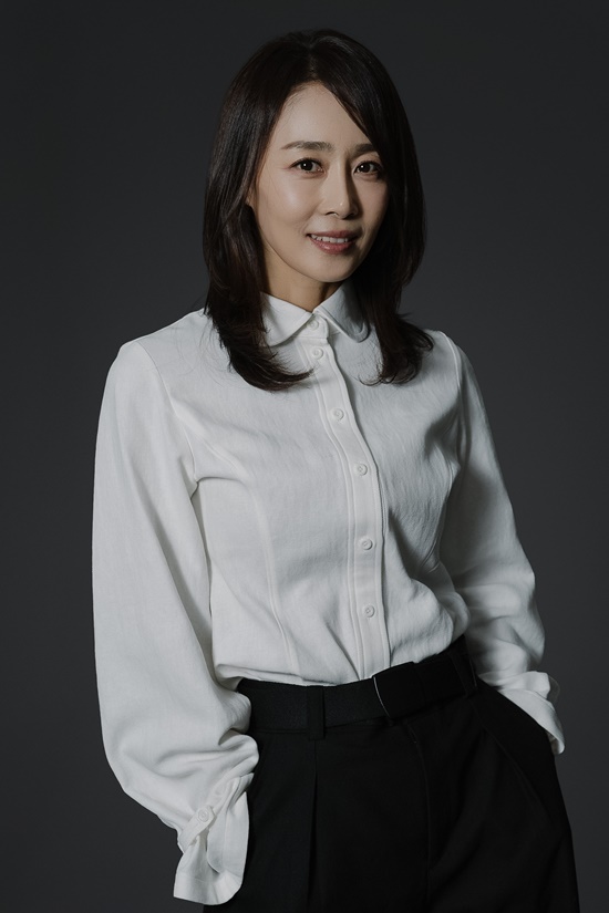 배우 문정희/사진=스마일이엔티 제공