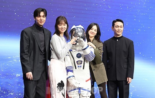 이민호, 공효진, 한지은, 오정세/사진=민선유 기자